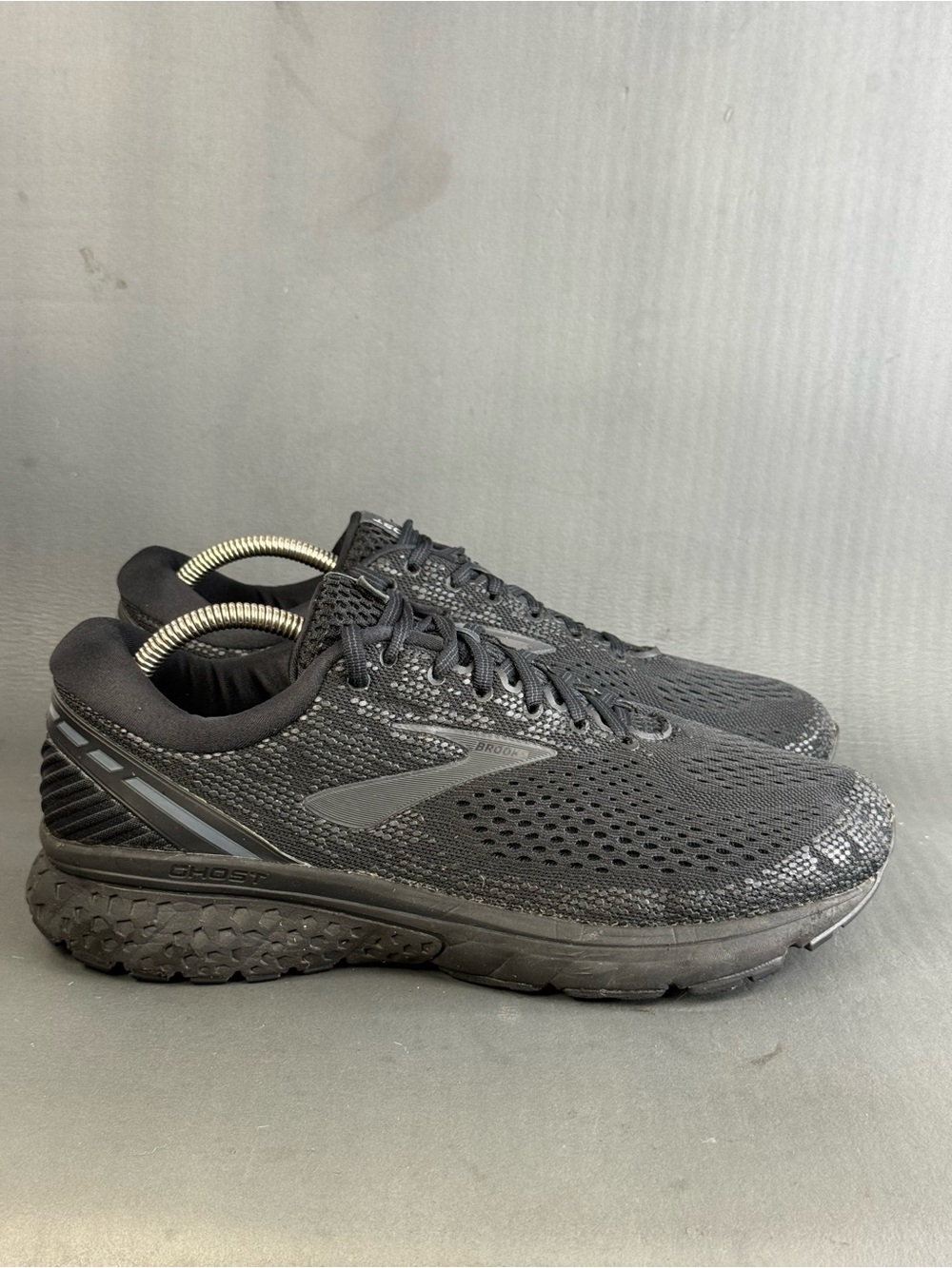 Brooks Ghost 11 running athletic sneaker shoes Extra-wide men’s size 10
